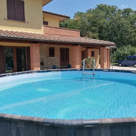 Il Boschetto Da Michael -nocciolo Badia Al Pino