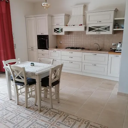 Il Boschetto Da Michael -nocciolo 招待所 巴迪亚尔皮诺